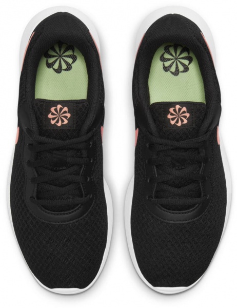 Кроссовки Nike WMNS NIKE TANJUN DJ6257-001 р.37,5 черный
