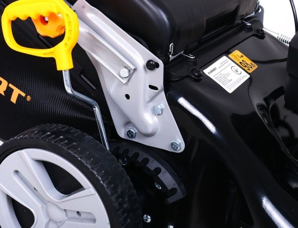 Газонокосарка бензинова Expert Garden KCL21SP-166