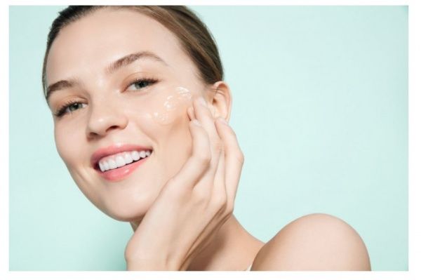 Крем день-ночь Garnier Skin Naturals Гиалуроновый Алоэ 50 мл