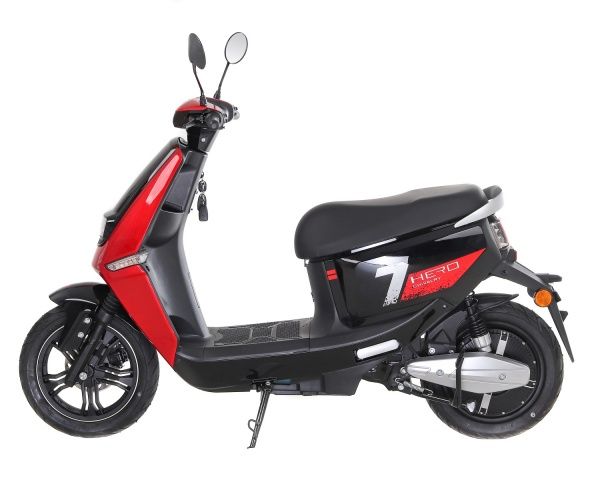 Электроскутер YADEA S-Like black/red 