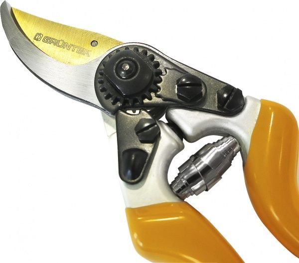 Секатор Gruntek Z-25 215 мм 