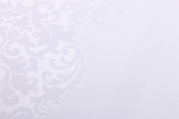 Скатерть Caramel овальная жаккард панно 160x220 см белый Karna 