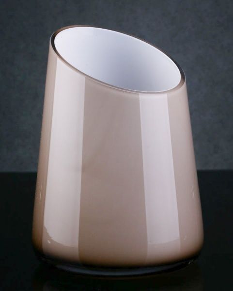 Ваза Maestro 14,5x20,5 см топаз Wrzesniak Glassworks