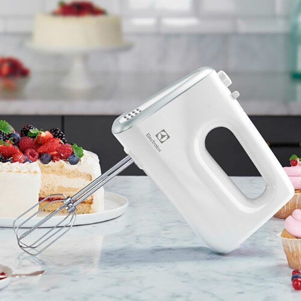 Міксер Electrolux EHM 3300 