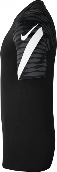 Футболка Nike M NK DF STRKE21 TOP SS CW5843-010 р.XL чорний