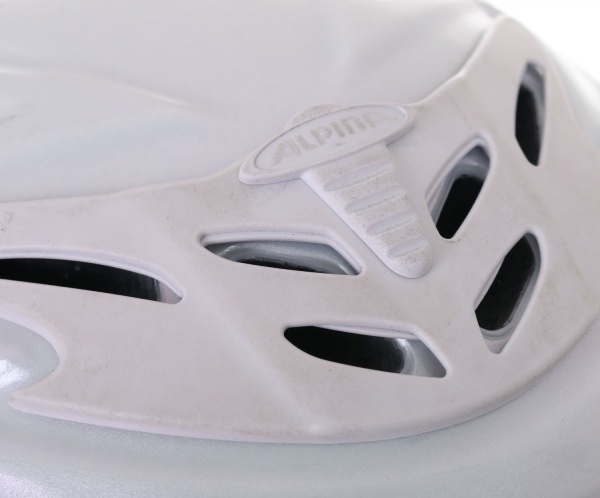 Гірськолижний шолом Alpina® SCARA A9017-06 р. 55-59 білий