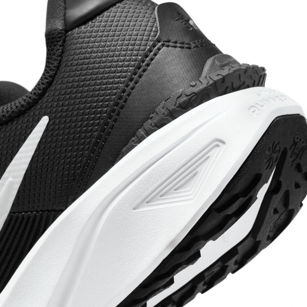 Кроссовки детские демисезонные Nike STAR RUNNER 4 DX7615-001 р.36 черные