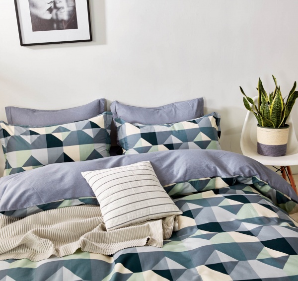 Комплект постільної білизни Bremen сімейний різнокольоровий La Nuit 