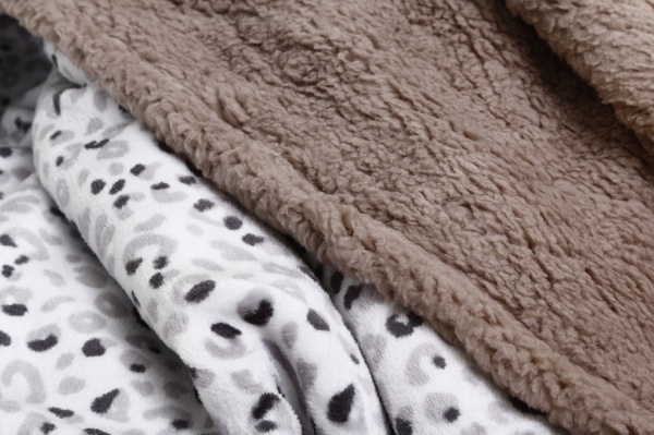 Плед двухсторонний из микрофибры Sherpa 220x200 см в ассортименте La Nuit 