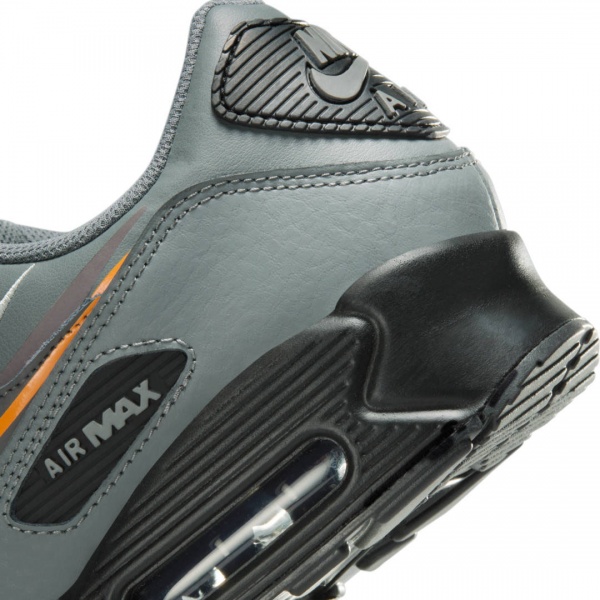 Кросівки Nike NIKE AIR MAX 90 FN7810-001 р.46 сірий