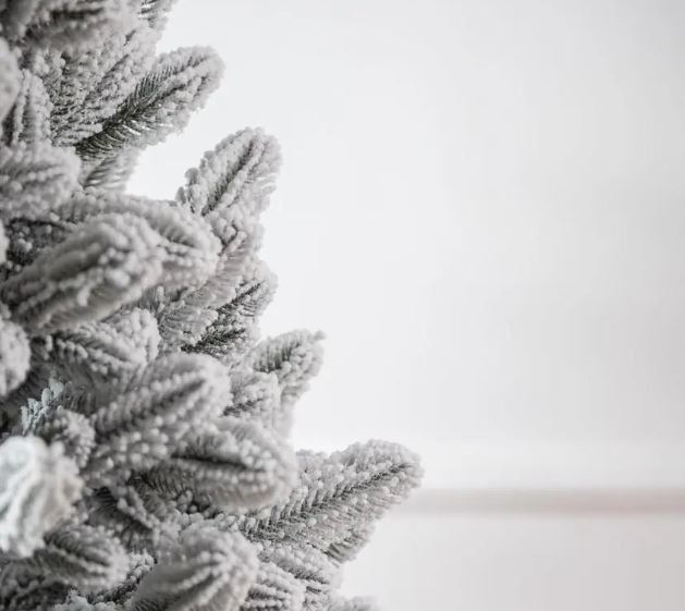 Искусственная елка Лапландська заснеженная 0,9 м белый с зеленым