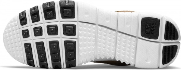 Кроссовки Nike FREE RUN TRAIL CW5814-200 р.41 US 8 26 см коричневый