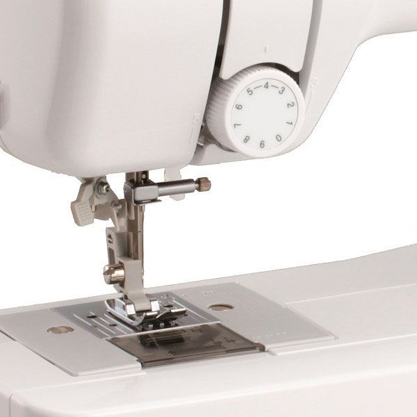 Швейная машина Brother JS27 