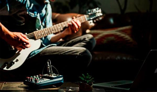 Пульт Soundcraft Микшерный NOTEPAD-5 5085980EU 