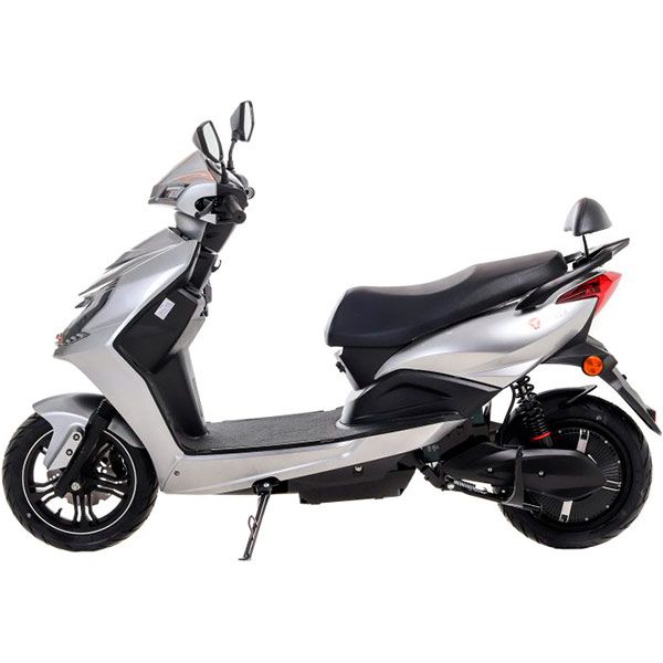 Електроскутер YADEA S-WAY (silver)