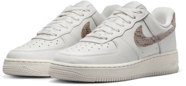 Кросівки Nike AIR FORCE 1 DD8959-002 р.38 білий