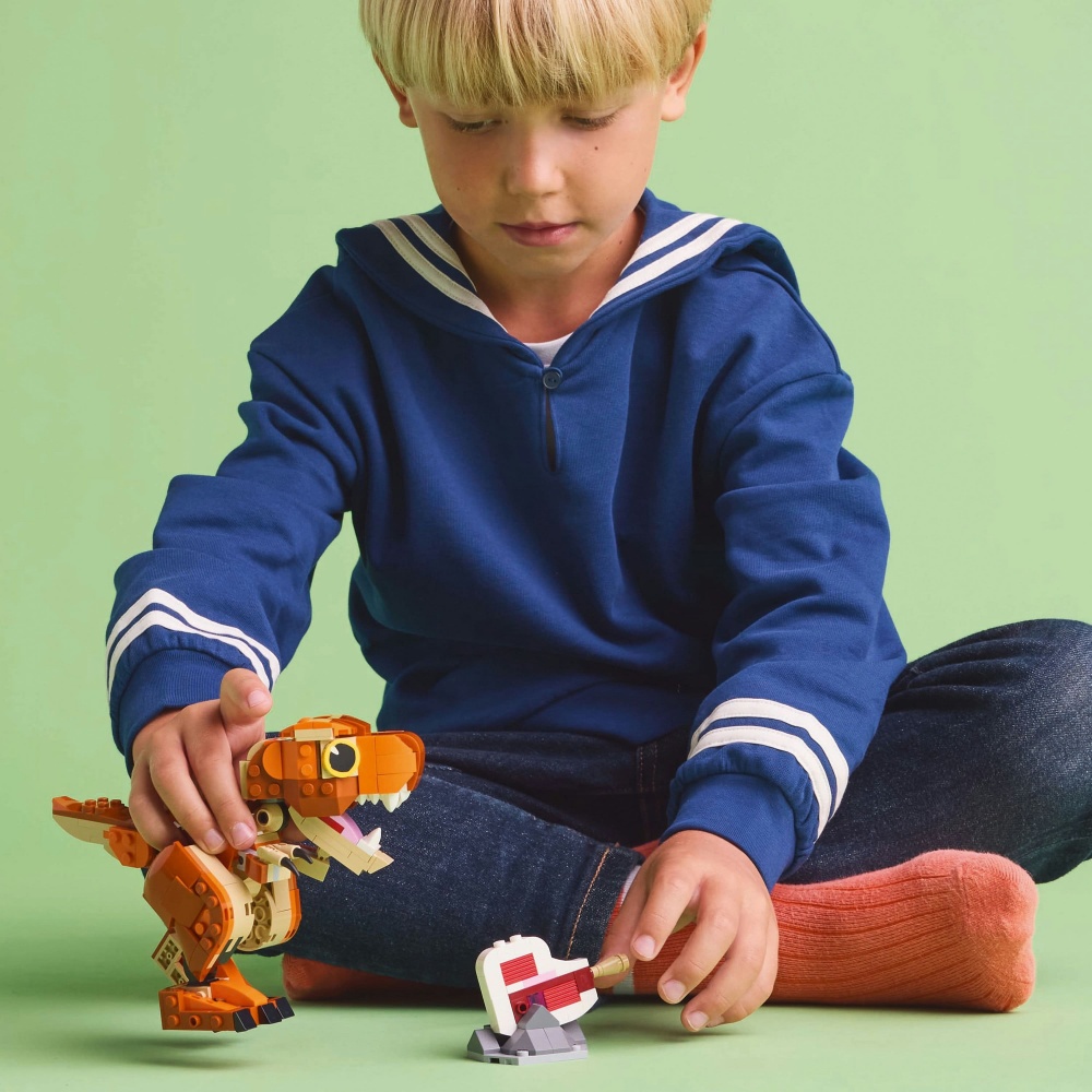 Конструктор LEGO Jurassic World Little Eatie: тираннозавр 76967