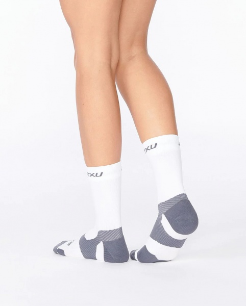 Шкарпетки 2XU Vectr Light Cushion Crew Socks р.XL UA7005e_WHT/GRY р.46,5-48,5 білий