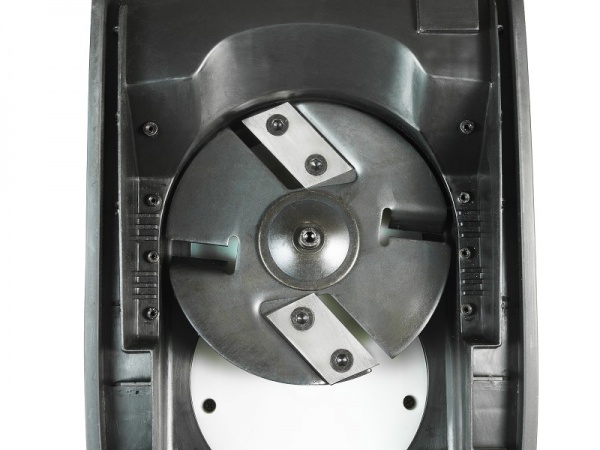 Измельчитель садовый Енергомаш ШЕ-2400 электросеть