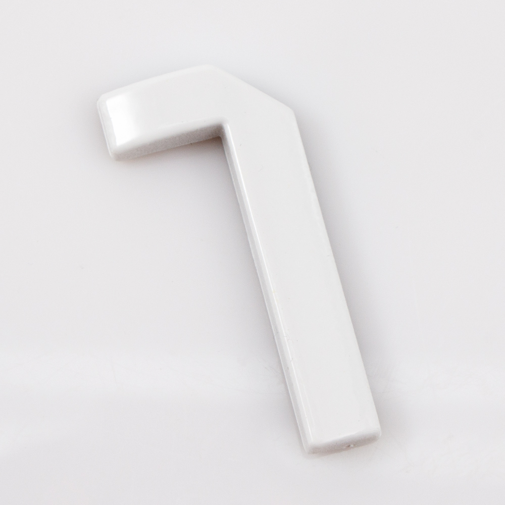 Цифра №1 пластик белый 45 мм Arino 67688