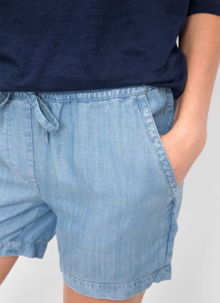 Шорти Gant CHAMBRAY SHORTS 420417-980 р. 38 блакитний