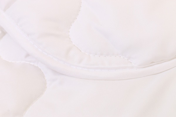 Одеяло с пропиткой Camomile (ромашка) 200x220 см Luna белый