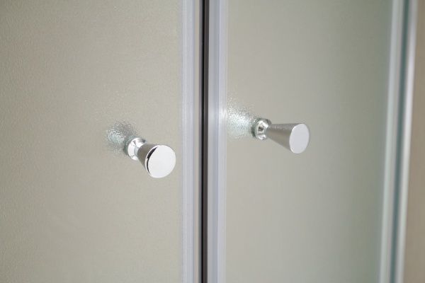 Душевая кабина Korra K-602 90x90 профиль хром, стекло матовое