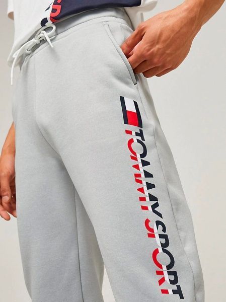Брюки Tommy Hilfiger Sport FLEECE HBR LOGO JOGGER S20S200189001 р. L светло-серый