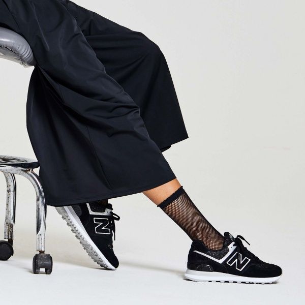 Кросівки New Balance WL574EZ р.US 7,5 чорний