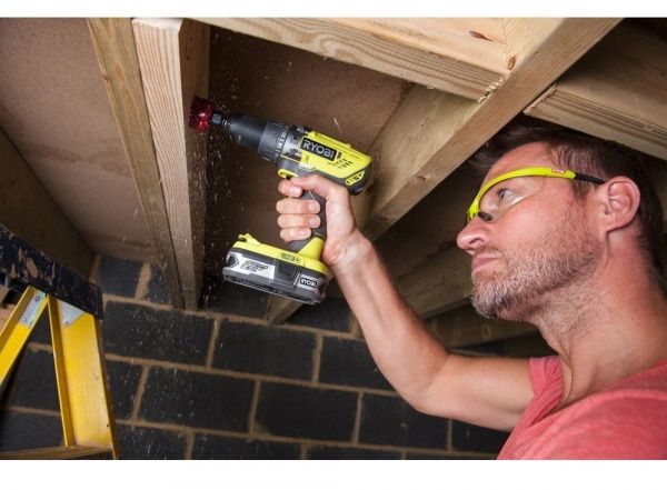 Шуруповерт ударный аккумуляторный RYOBI ONE + R18PD3-0