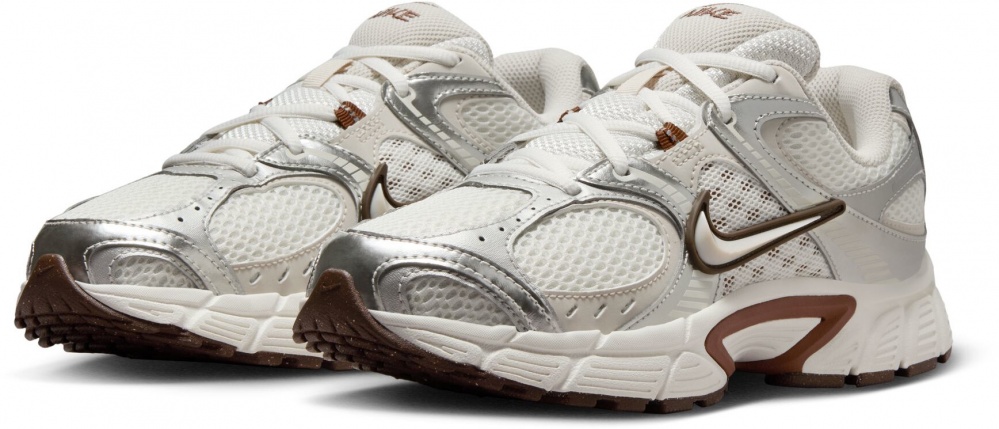 Кроссовки женские Nike W V5 RNR HQ7901-102 р.39 молочные