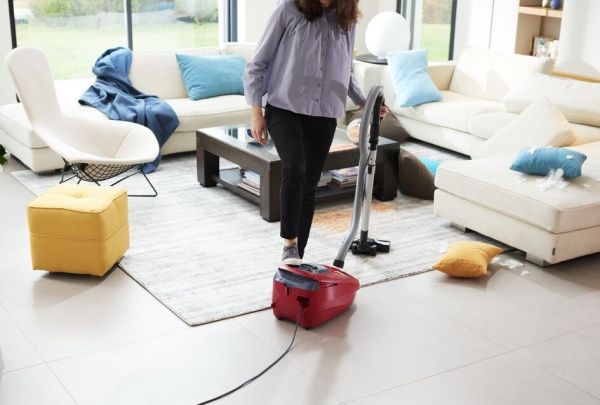 Пылесос Rowenta Silence Force 4A+ RO7793EA red 