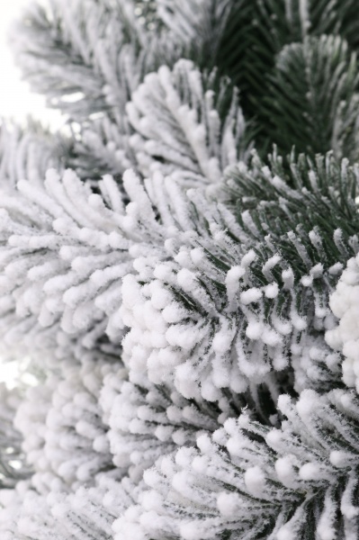 Венок новогодний литой Ковалевский заснеженный d540 мм ВЛКЗасніжений 