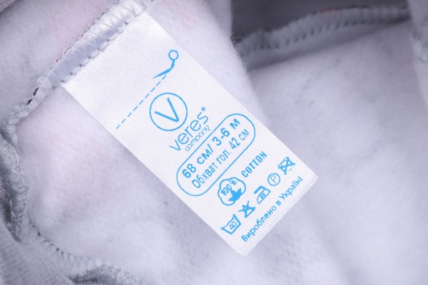 Шапка для дівчаток Baby Veres Penguins р.40 червоний