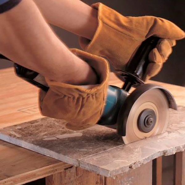 Шліфмашина кутова Makita 9565PCV