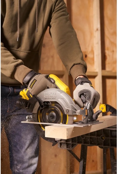 Пилка циркулярна Stanley FatMax SFMCS550M2K