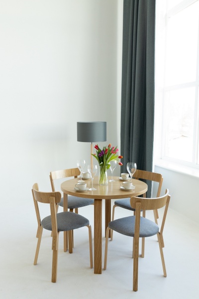 Стол обеденный круглый дуб Freya 900х750 мм 