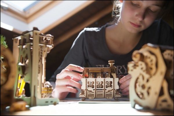 Деревянный 3D-конструктор UGEARS Счетчик