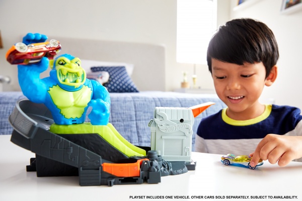 Игровой набор Hot Wheels Атака токсической обезьяны GTT66