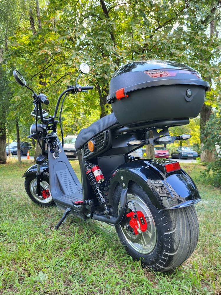 Электроскутер Maxxter ROCK 2.0 (Black) 2000 Вт