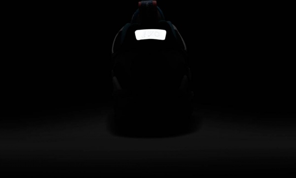 Кросівки Nike W AIR VAPORMAX EVO DC9992-002 р.36 US 5,5 22,5 см різнокольоровий