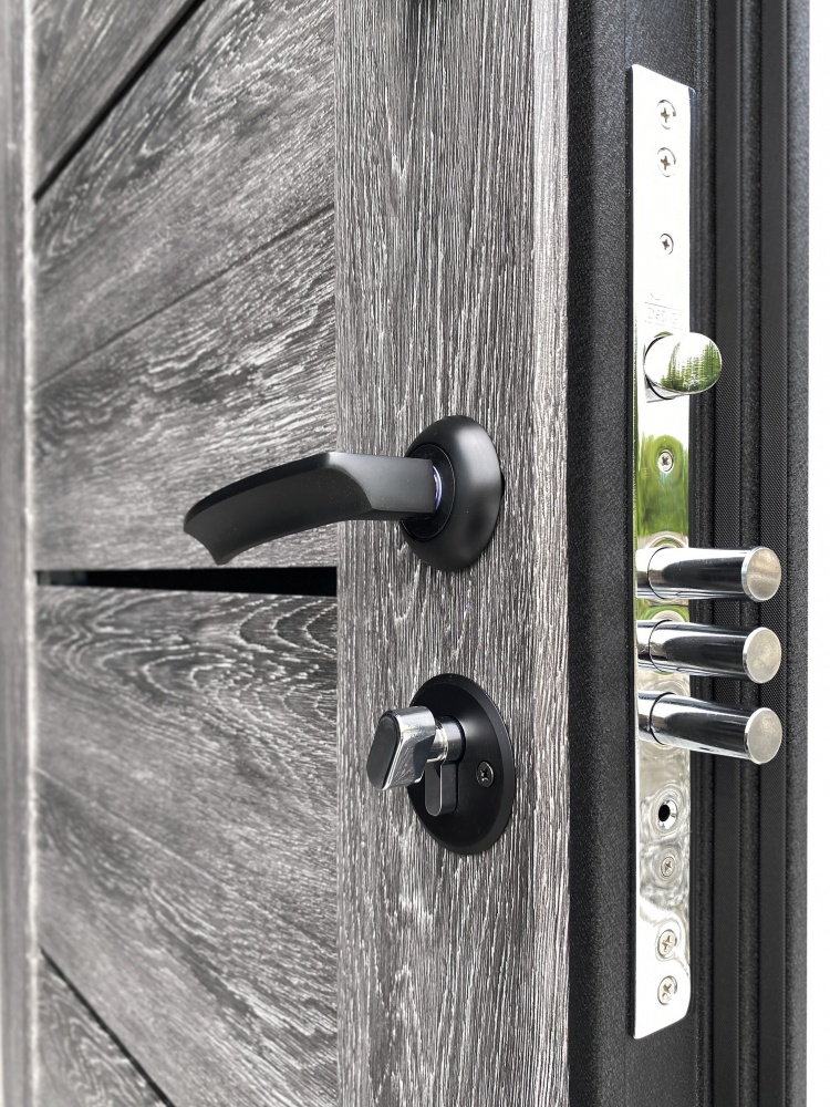 Дверь входная Двері БЦ Верховина-2 черный муар / царга шале 2050х860 мм правая