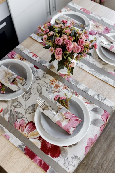 Дорожка (раннер) Цветок бордо 40x140 см La Nuit 