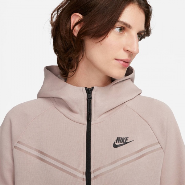Джемпер Nike W NSW TCH FLC WR ESSNTL FZ HDY CW4298-272 р. M бежевый