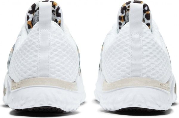 Кроссовки Nike Renew In-Season TR 10 Premium CV0196-105 р.US 8,5 белый