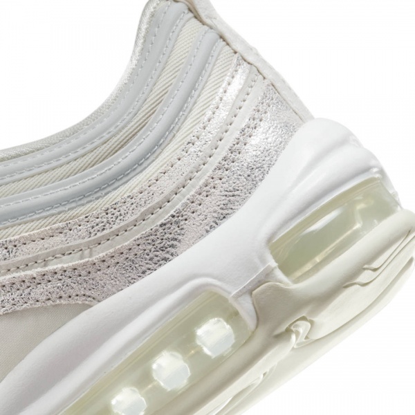 Кросівки Nike NIKE AIR MAX 97 DX0137-002 р.38,5 бежевий
