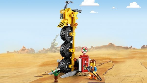 Конструктор LEGO Movie Трехколесный велосипед Эммета 70823