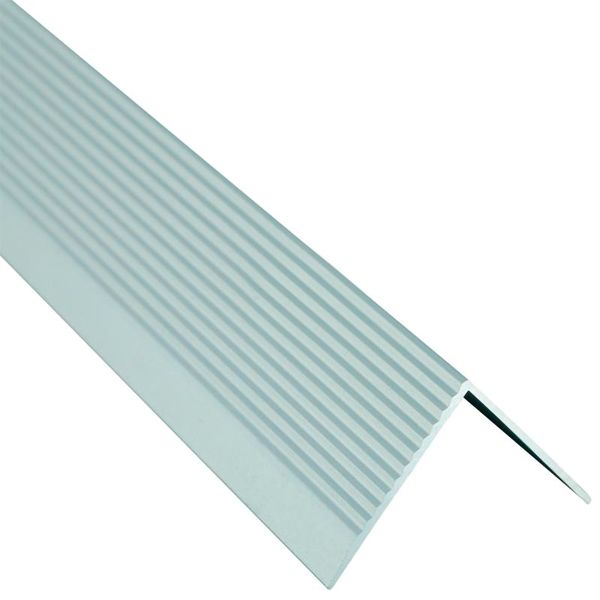 Поріжок алюмінієвий анодований Braz Line рифлений з отворами 30х30x2700 мм срібло 