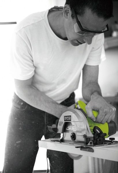 Пила дисковая RYOBI RCS1400-G