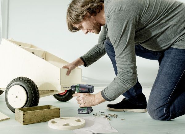 Шуруповерт акумуляторний Bosch EasyDrill 12 06039B3001